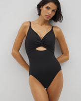 Twist-Front Keyhole One-Piece